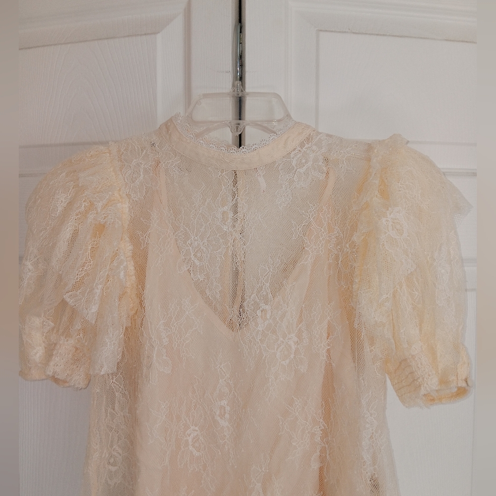 Free People Secret Admirer Mock Neck  Cream Lace Top. Size S. - Picture 6 of 15